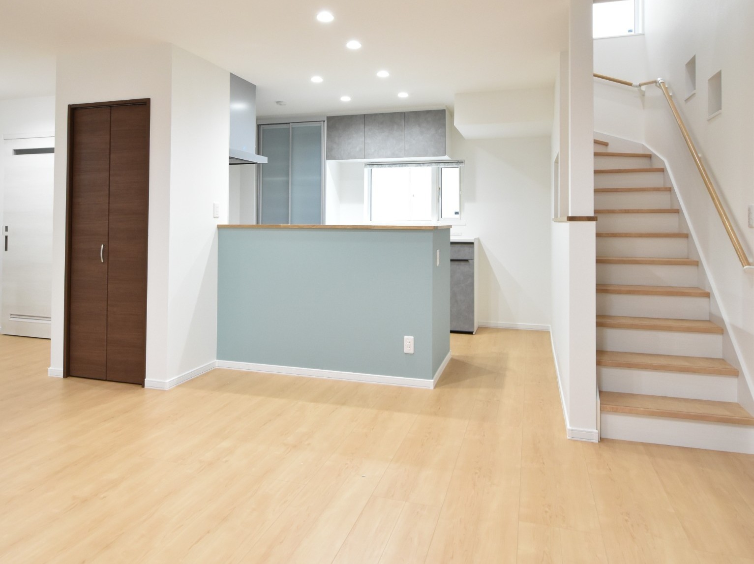 「暑い・寒い・揺れる・うるさい家」が大変身！リノベが大成功しました アイチャッチ